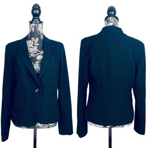 5 for $25 Hollywould black button close fitted blazer size large